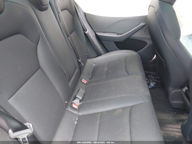 2025 TESLA MODEL 3 5YJ3E1EA2SF951939 Photo 7