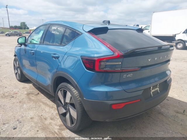 2023 VOLVO C40 RECHARGE PURE ELECTRIC YV4ED3GM5P2055222 Photo 2