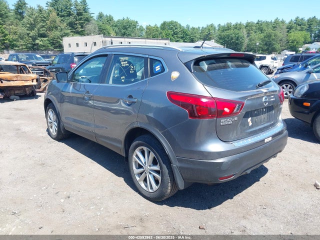 JN1BJ1CR0JW285192 Nissan 2018