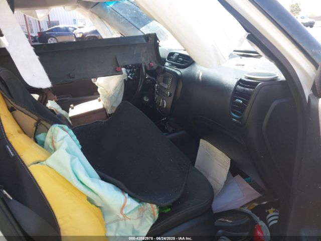 2016 KIA SOUL KNDJN2A20G7273541 Photo 4