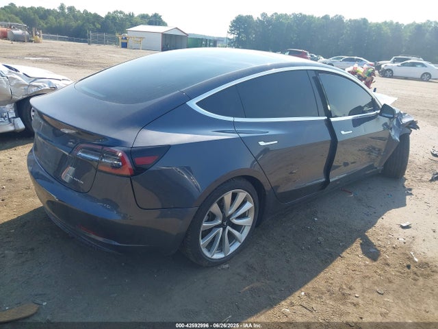 2018 TESLA MODEL 3 5YJ3E1EB9JF116511 Photo 3
