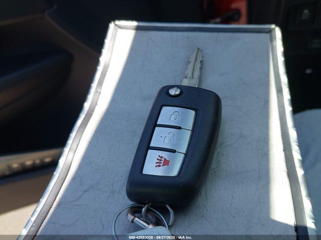 JN1BJ1CR2JW267910 Nissan 2018