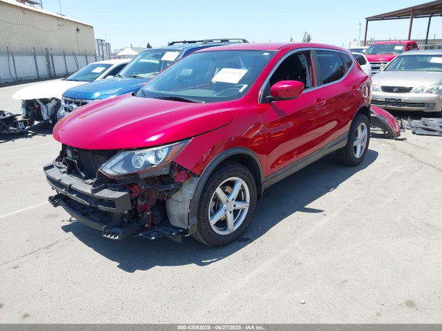 JN1BJ1CR2JW267910 Nissan 2018