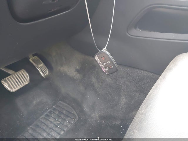 2019 JAGUAR F-PACE SADCJ2FX8KA369300 Photo 10