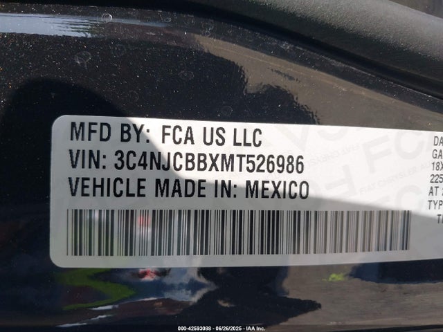 Jeep 2021 2021 3C4NJCBBXMT526986 Image 9