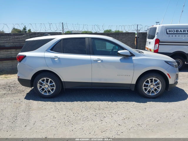 Chevrolet lyx 2022 3GNAXJEV0NL224591 Image 13