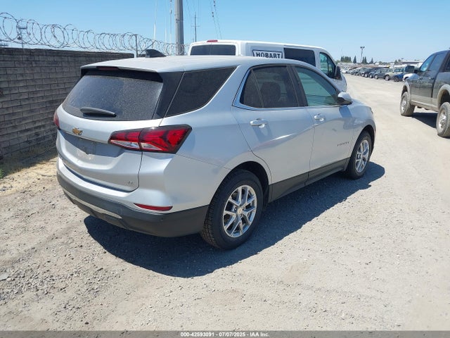 Chevrolet lyx 2022 3GNAXJEV0NL224591 Image 4