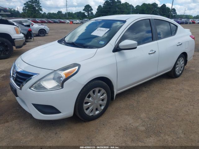 3N1CN7AP3FL906886 Nissan 2015