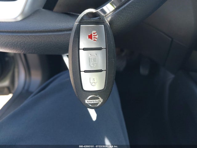 JN1BJ1CP8KW214452 Nissan 2019