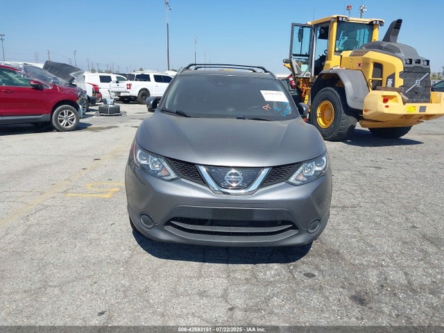 JN1BJ1CP8KW214452 Nissan 2019