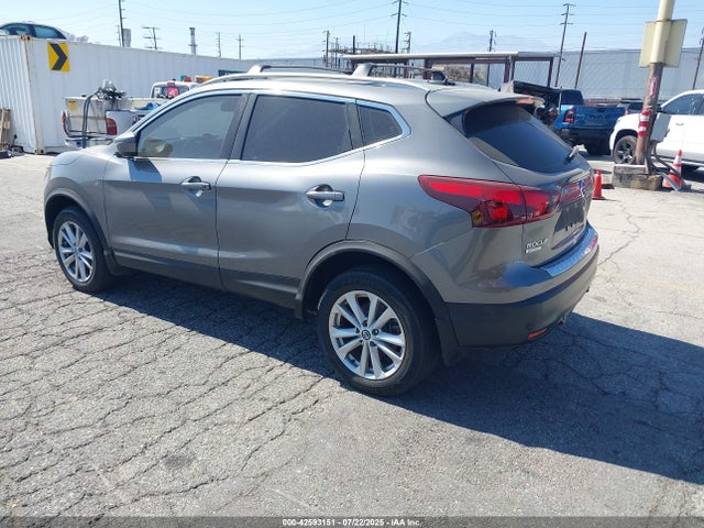 JN1BJ1CP8KW214452 Nissan 2019