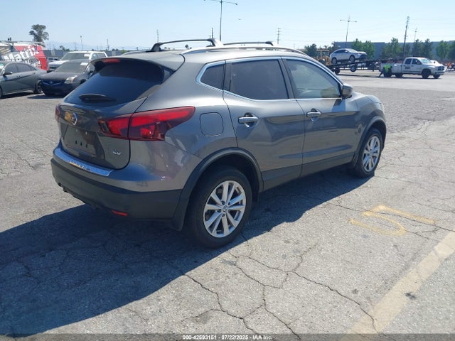 JN1BJ1CP8KW214452 Nissan 2019