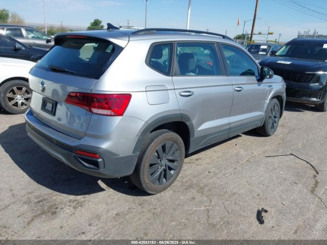 2024 VOLKSWAGEN TAOS 3VV5X7B28RM009257 Photo 3