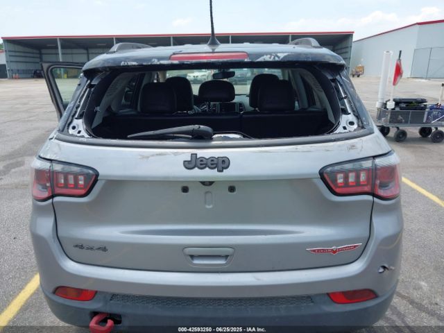 2019 JEEP COMPASS 3C4NJDDB7KT667885 Photo 5