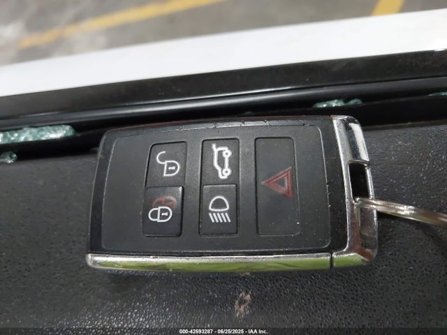 Land Rover aj20p 2022 SALYT2EX3NA329863 Image 11