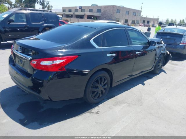 1N4AL3AP7GC222025 Nissan 2016