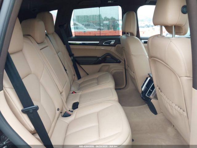 2018 PORSCHE CAYENNE E-HYBRID WP1AE2A29JLA72623 Photo 7