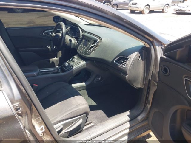 1C3CCCAB0GN169443 Chrysler 2016