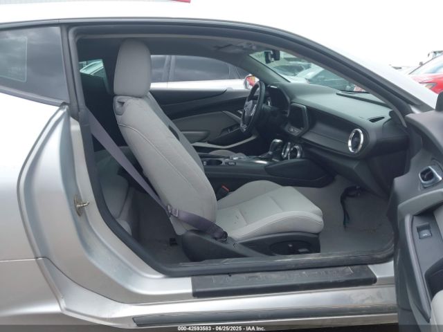2017 CHEVROLET CAMARO 1G1FF1R73H0135640 Photo 4
