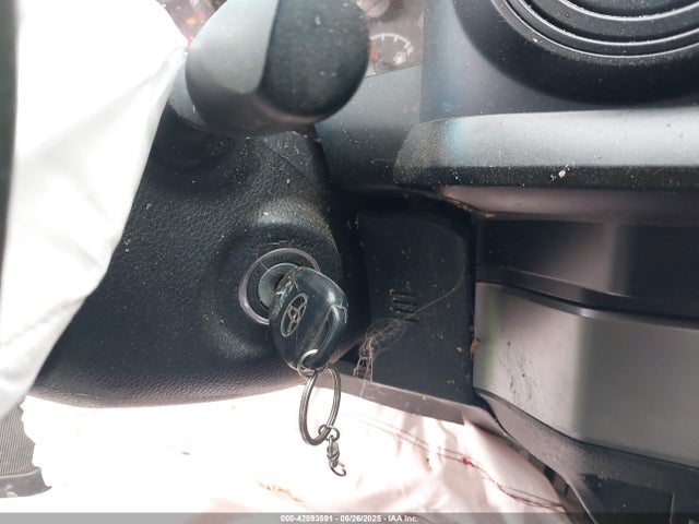 5TFRX5GN9KX140351 Toyota 2tr-fe