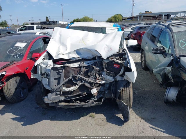 5TFRX5GN9KX140351 Toyota 2tr-fe