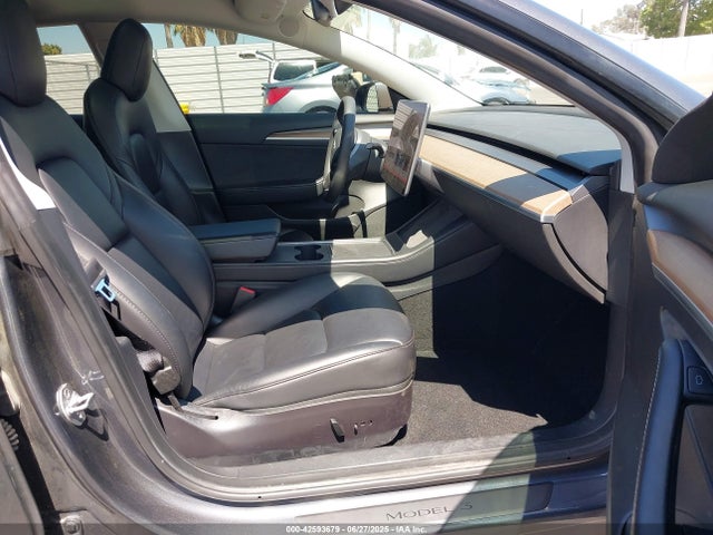 2022 TESLA MODEL 3 5YJ3E1EB2NF240061 Photo 4