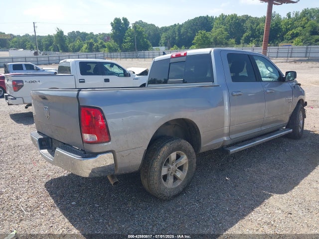 1C6RR6TT2LS135163 RAM 1500 Classic Slt 4x2 6&#039;4 Box