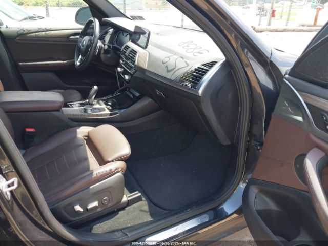 2018 BMW X3 5UXTR9C55JLD89914 Photo 4