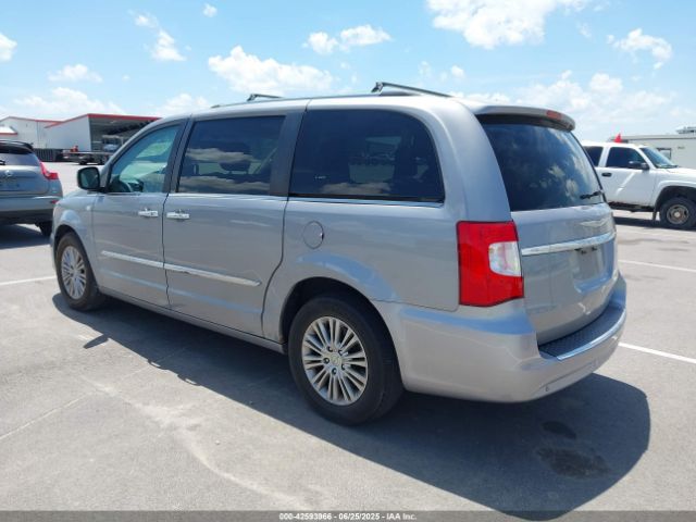 2014 CHRYSLER TOWN & COUNTRY 2C4RC1CG3ER224602 Photo 2