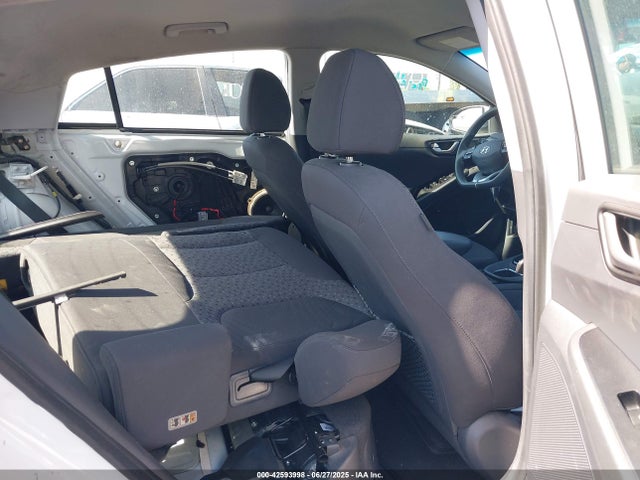 KMHC65LC2KU175615 Hyundai 2019