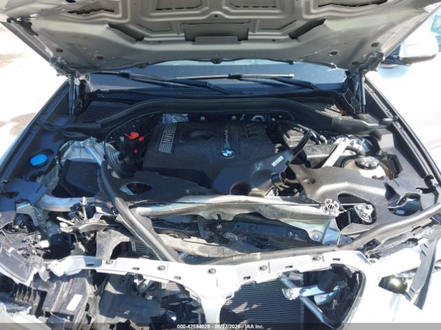 2018 BMW X3 5UXTR9C5XJLC73219 Photo 9