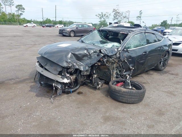 2019 AUDI A7 WAUV2AF21KN042730 Photo 1