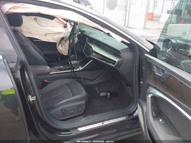 2019 AUDI A7 WAUV2AF21KN042730 Photo 4