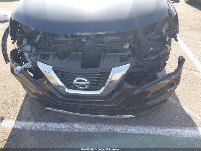 JN8AT2MTXHW133826 Nissan 2017
