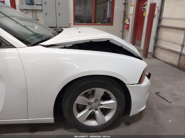 2C3CDXBG8EH252283 Dodge 2014