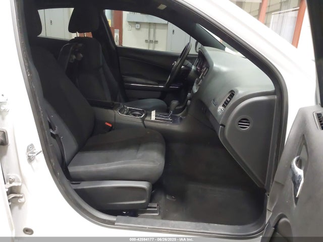 2C3CDXBG8EH252283 Dodge 2014