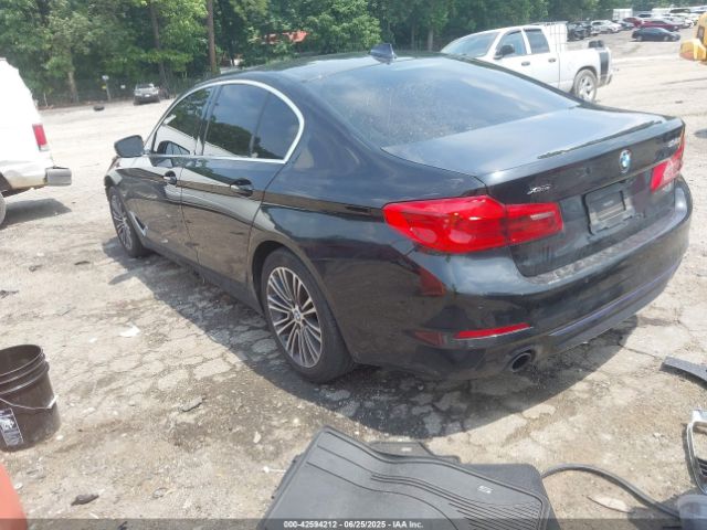 2019 BMW 530I WBAJA7C57KWW37675 Photo 2