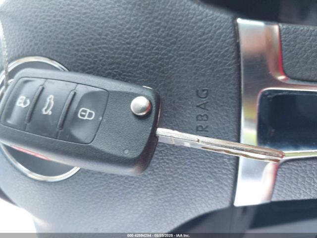 2012 VOLKSWAGEN TIGUAN WVGBV7AX7CW527271 Photo 10