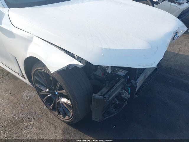 BMW 740I 2021 WBA7T2C03MCE56494 Image 18
