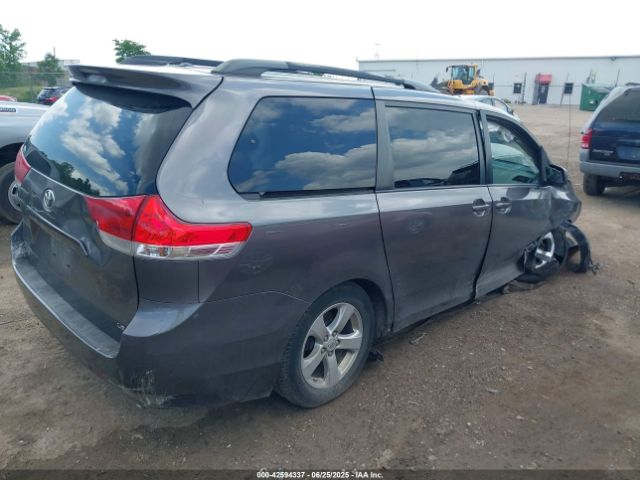 2011 TOYOTA SIENNA 5TDKK3DC3BS166098 Photo 3