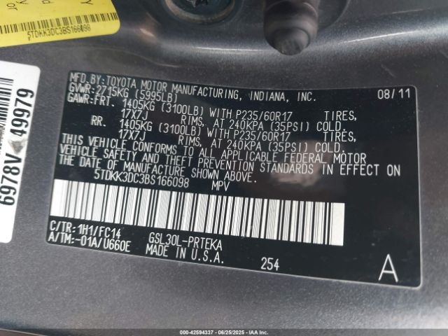 2011 TOYOTA SIENNA 5TDKK3DC3BS166098 Photo 8