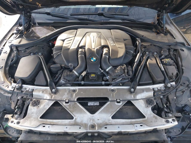 BMW 750i 2016 WBA7F2C56GG415192 Image 10