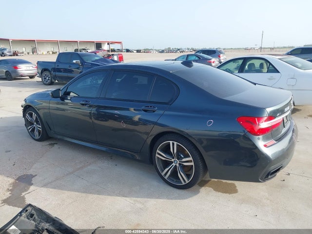 BMW 750i 2016 WBA7F2C56GG415192 Image 15