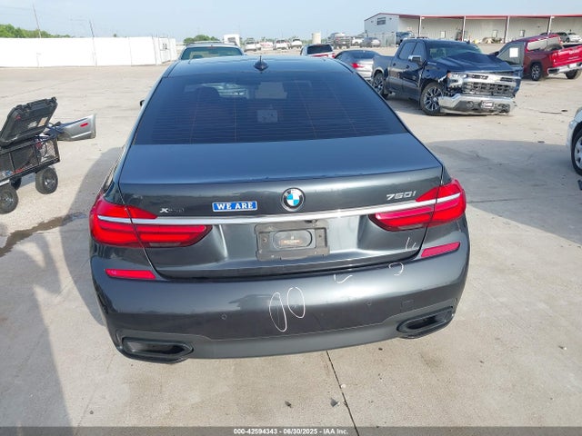 BMW 750i 2016 WBA7F2C56GG415192 Image 17