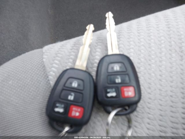 2017 TOYOTA CAMRY 4T1BF1FK6HU702748 Photo 10