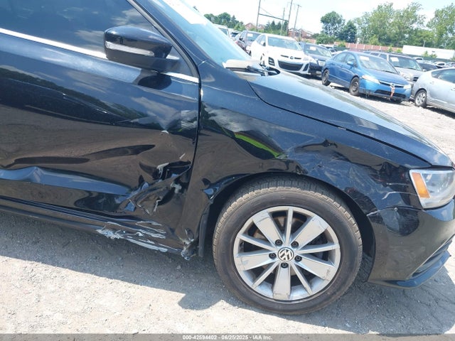 3VWD17AJ5FM319637 Volkswagen 1.8t