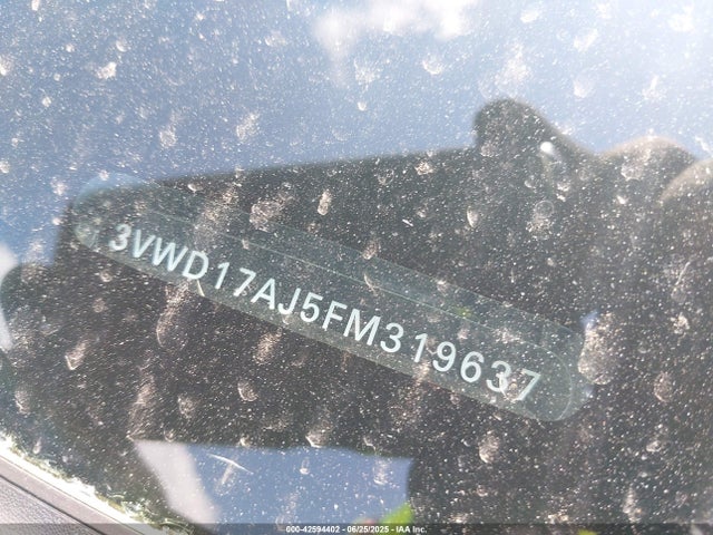3VWD17AJ5FM319637 Volkswagen 1.8t