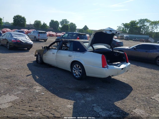 2009 CADILLAC DTS 1G6KD57Y89U133765 Photo 2