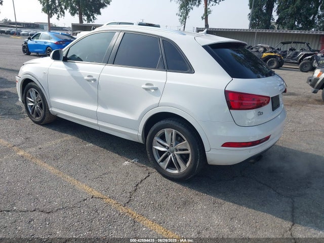 2018 AUDI Q3 WA1BCCFS8JR024449 Photo 2