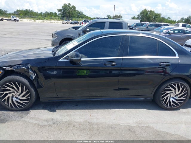 Mercedes-Benz 2016 2016 55SWF4JB9GU169458 Image 14